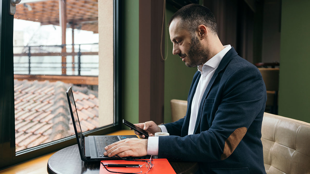 Skill-based виза в ОАЭ: какие профессии дают приоритет легализации в 2026 году